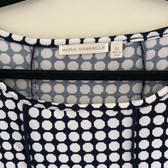 𝅺MARIA GABRIELLE Women’s 2X Plus Blue & White Dot Shirt - Picture 2 of 4